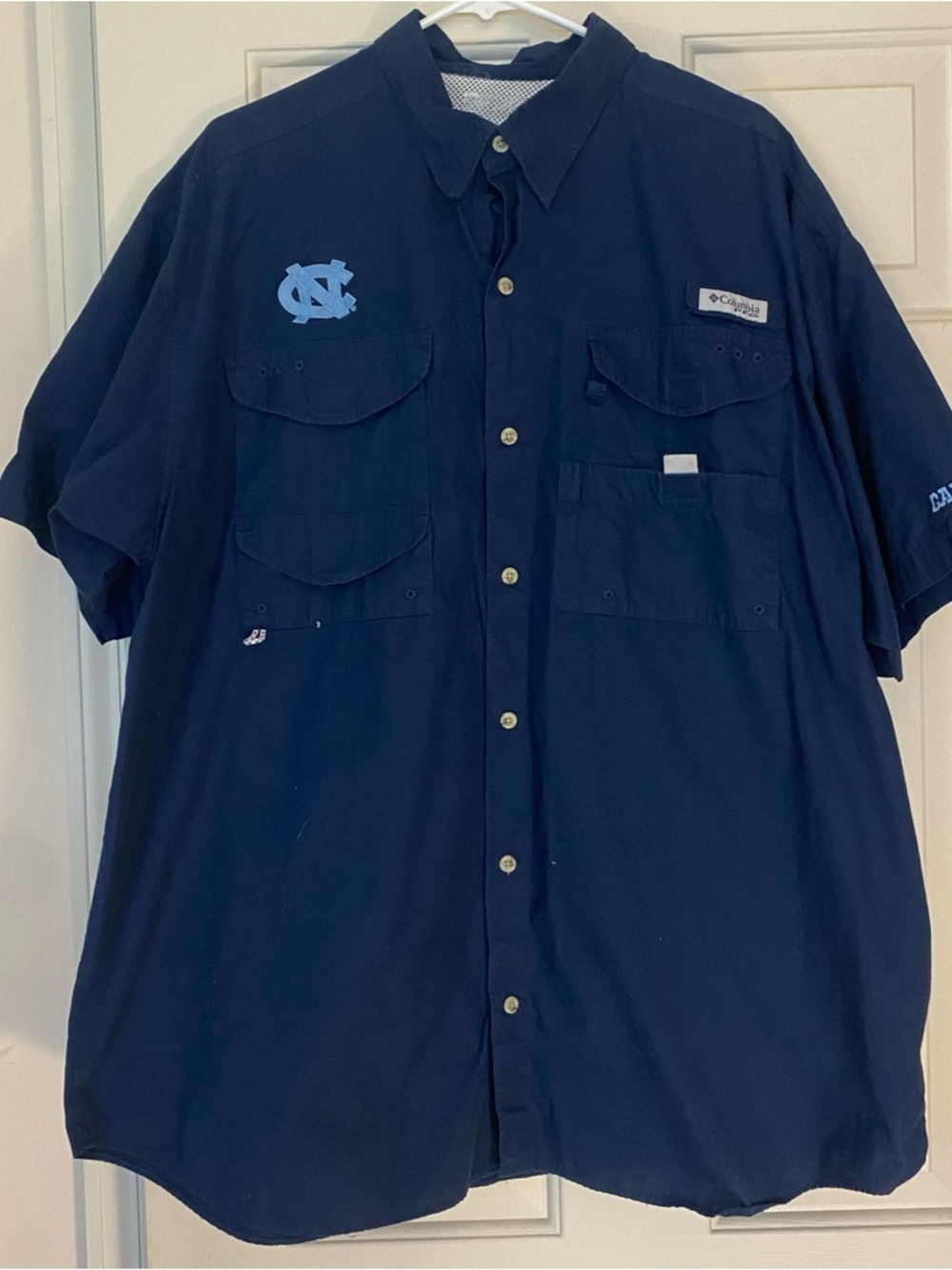 Columbia PFG UNC Chapel Hill Men XL Short Sleeve Vented Fishing Shirt Navy Blue